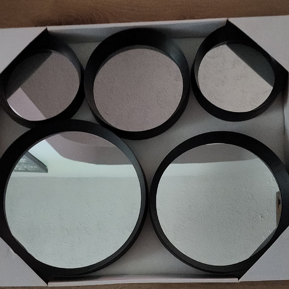 Other - NWT Black Circular Wall Mirror Set